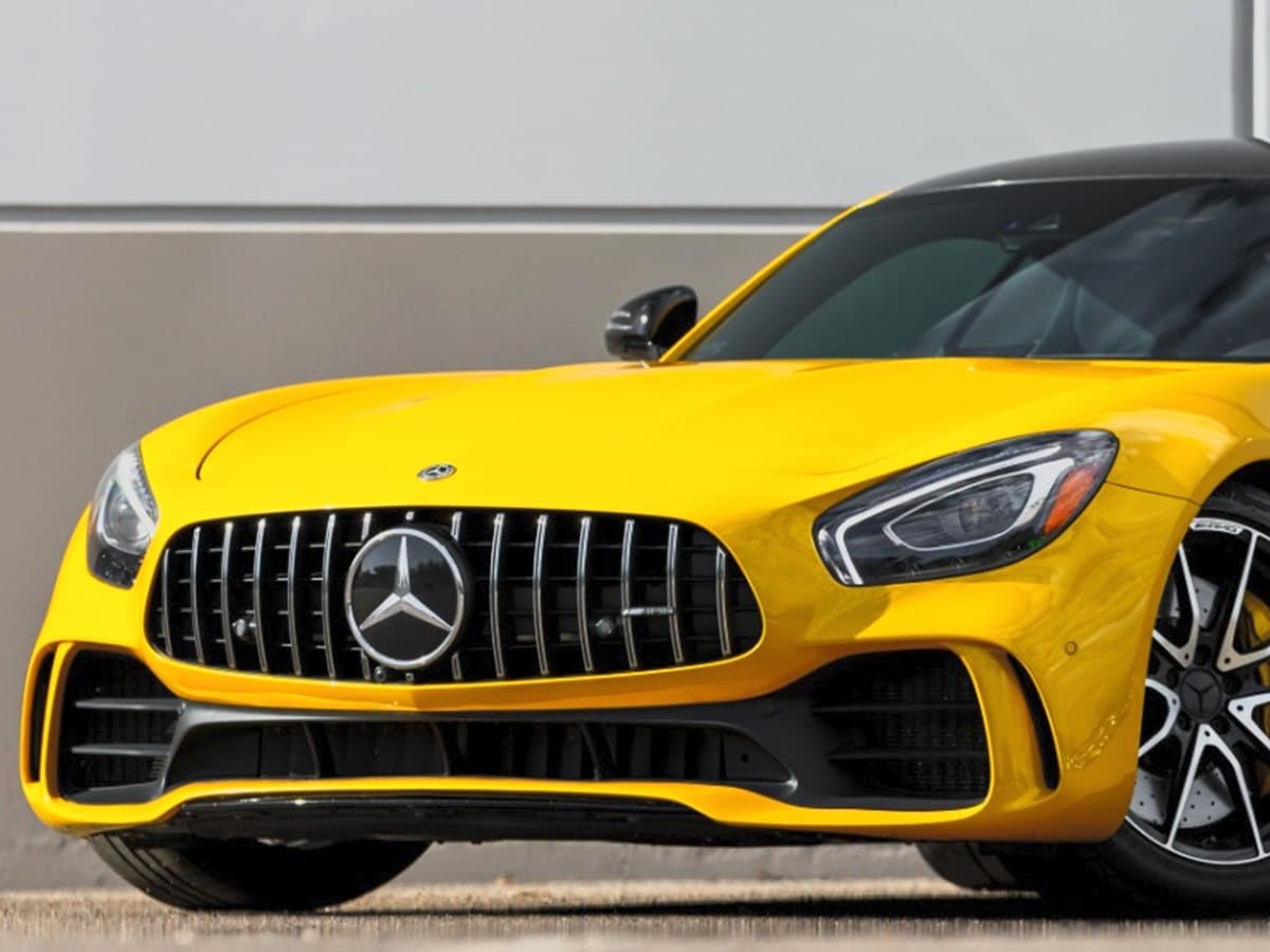 The same Mercedes-AMG GT R after body repair and refinishing